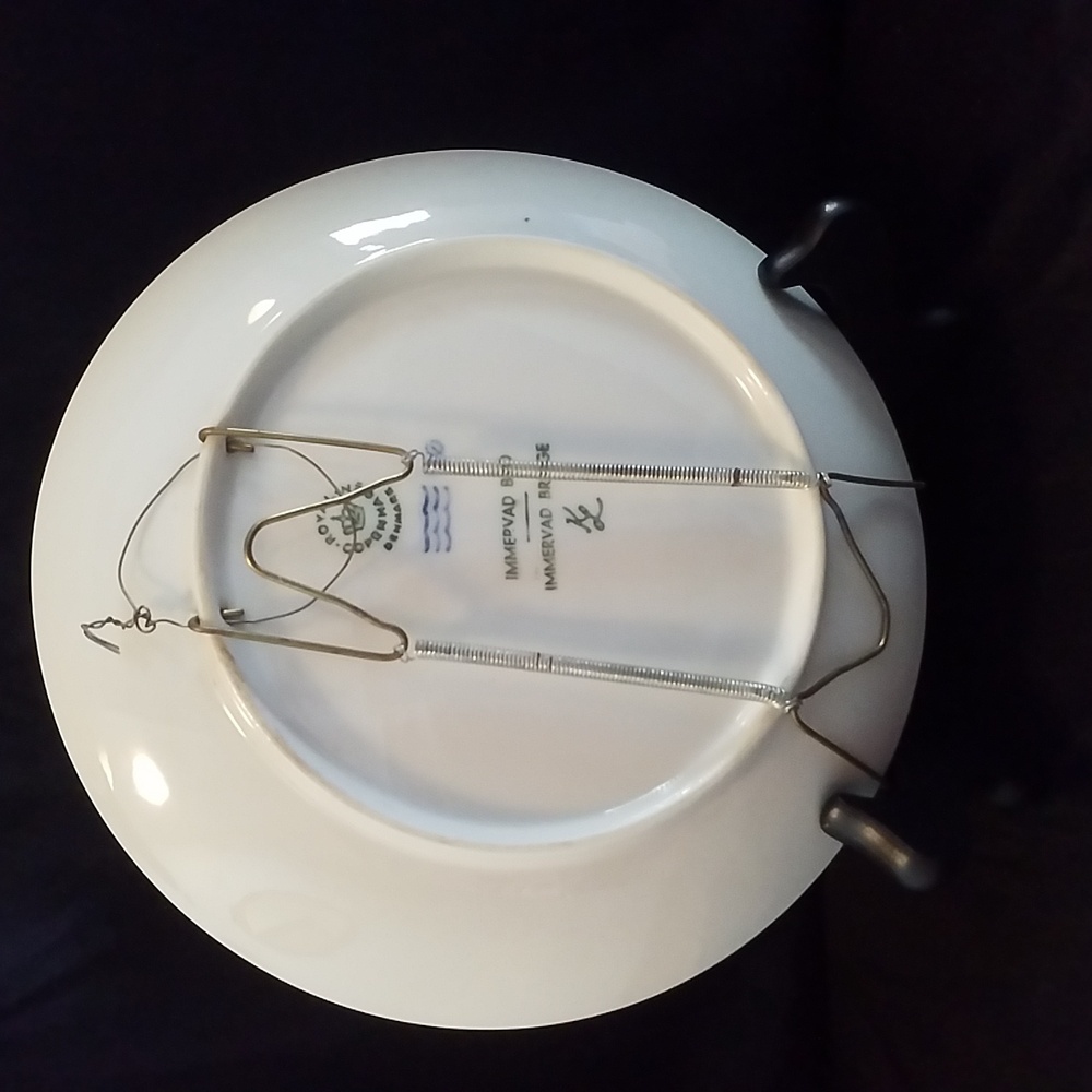 ROYAL COPENHAGEN CHRISTMAS PLATE 1977 IMMERVAD BRIDGE Denmark - Picture 2 of 3